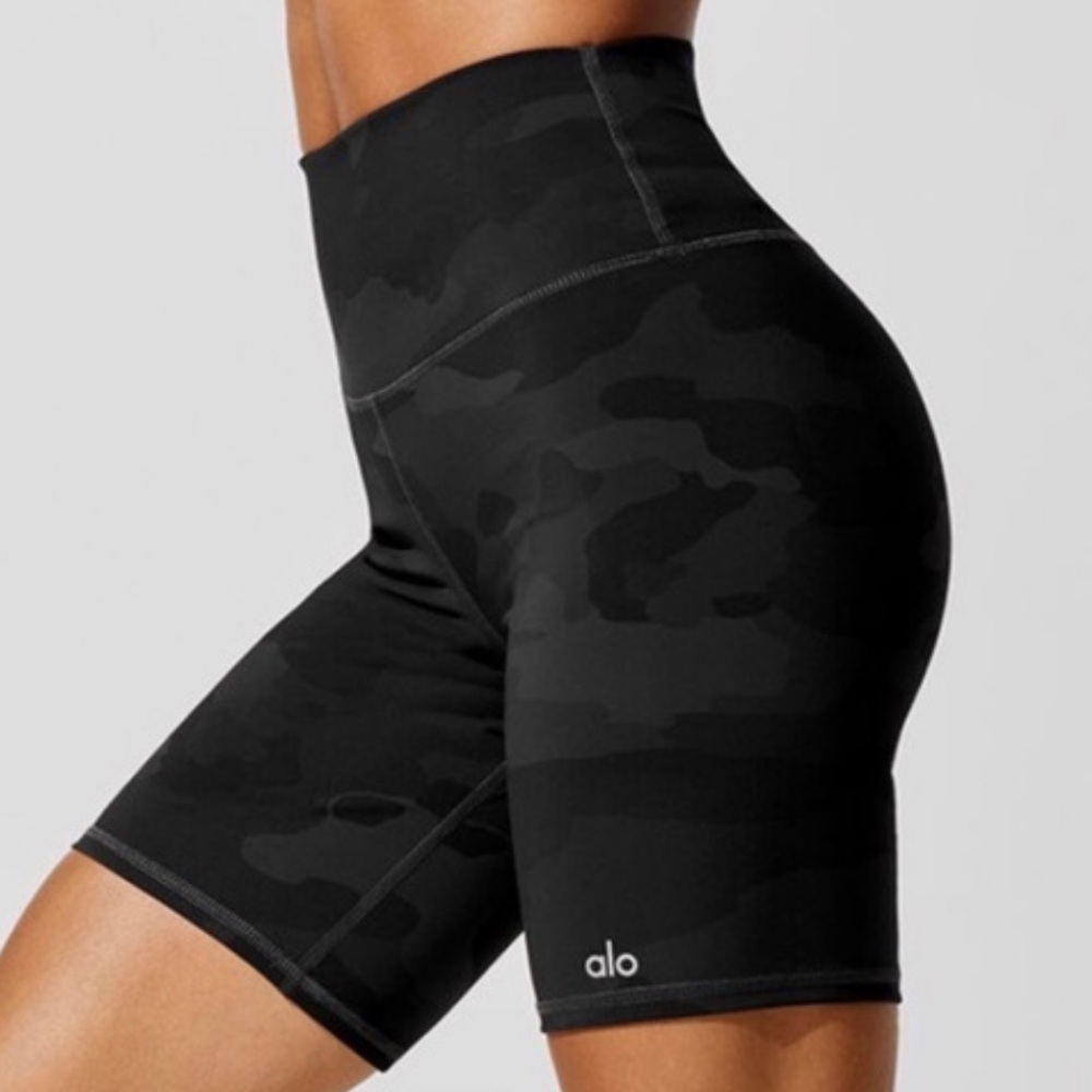 ALO Yoga Black Camo Athletic Shorts